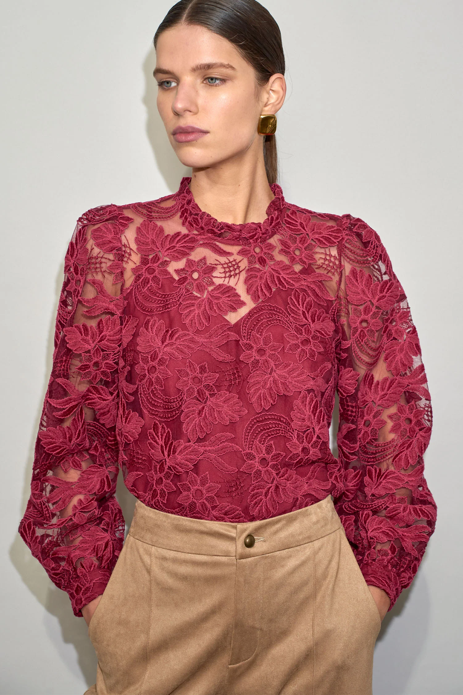 new artistry: signature lace